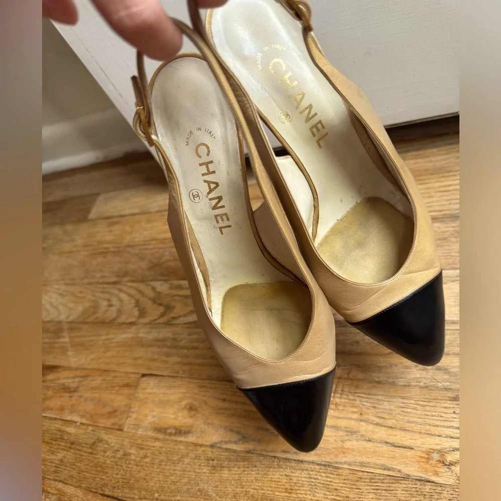 Chanel Beige Black Cap Toe Leather
Slingback Heels - Picture 6 of 6